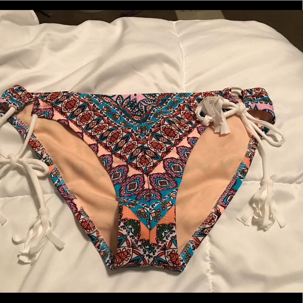 Jessica simpson bikini bottoms